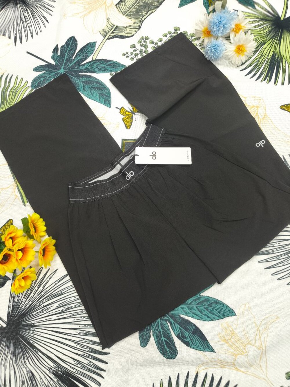 🖤Alo Yoga Suit Up Trousers Black Wide-Leg Pants Quiet Luxury Regular🍸 - Picture 2 of 8